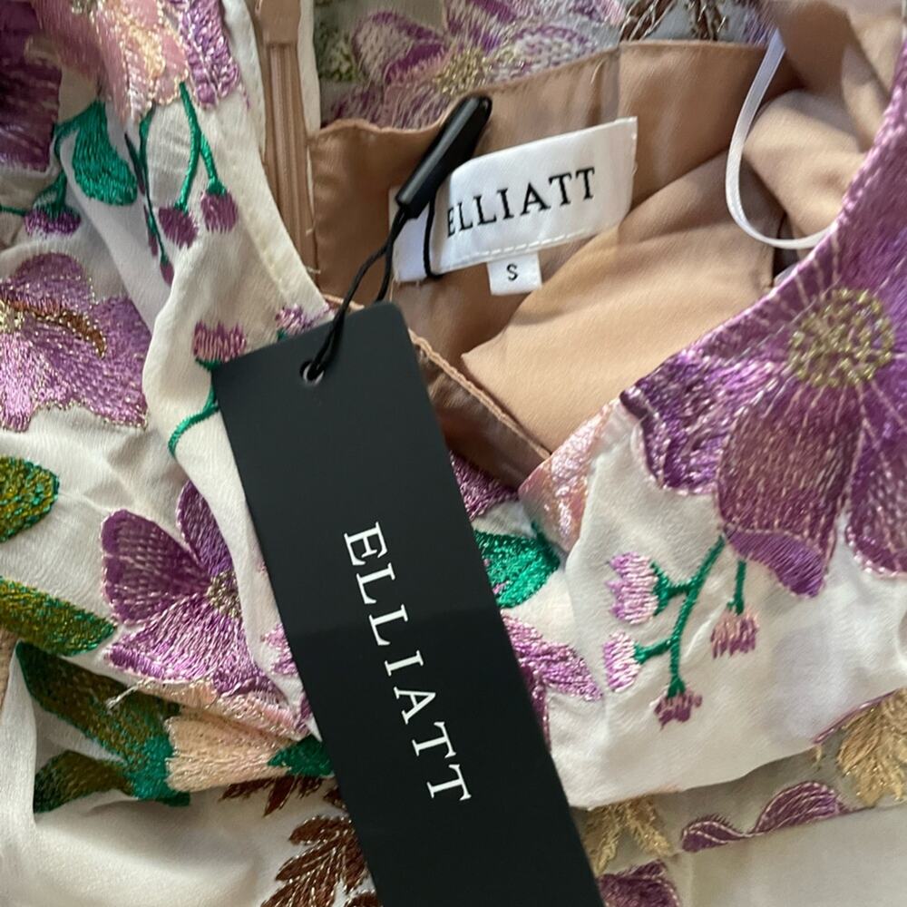 elliatt venetian floral embroidered long sleeve fit & flare mini dress small - Picture 5 of 7